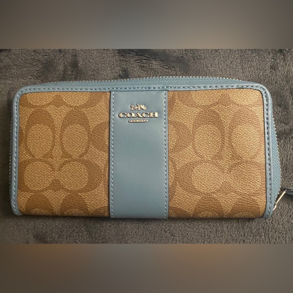 Coach Sage Green and Tan Signature Wallet